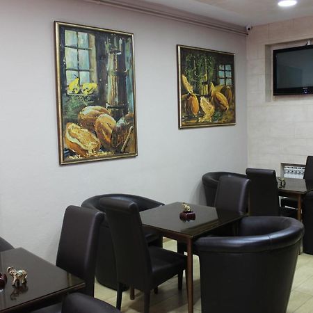 Hotel San 特雷比涅 外观 照片